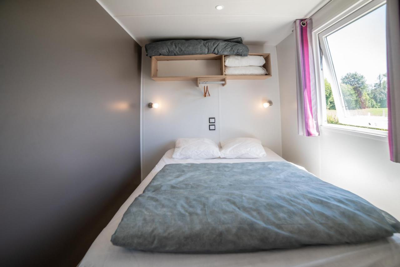 Camping Du Sevron Saint-Etienne-du-Bois  Eksteriør billede