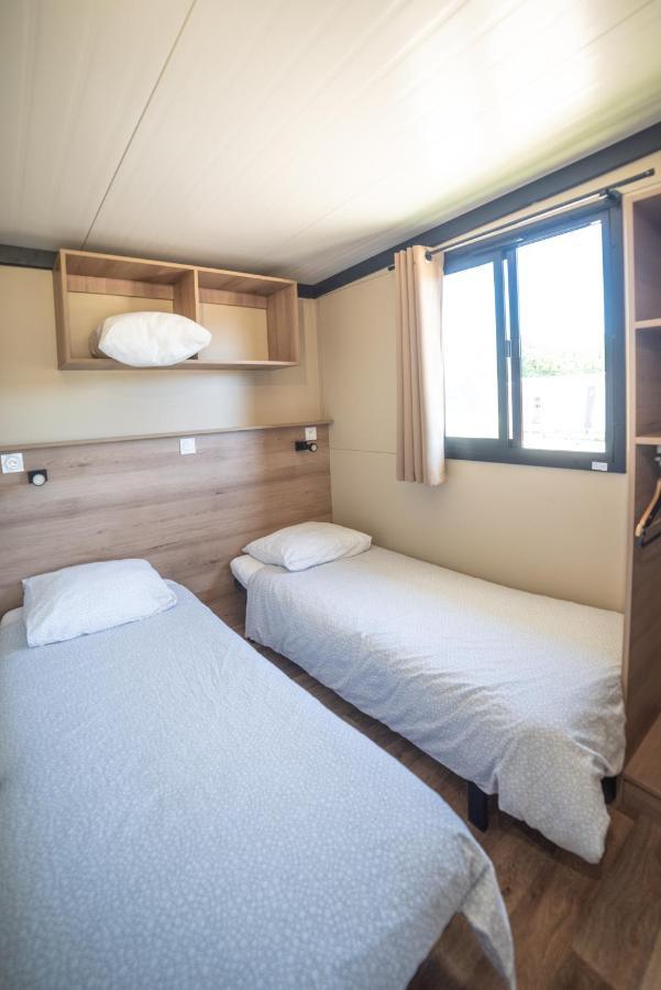 Camping Du Sevron Saint-Etienne-du-Bois  Eksteriør billede